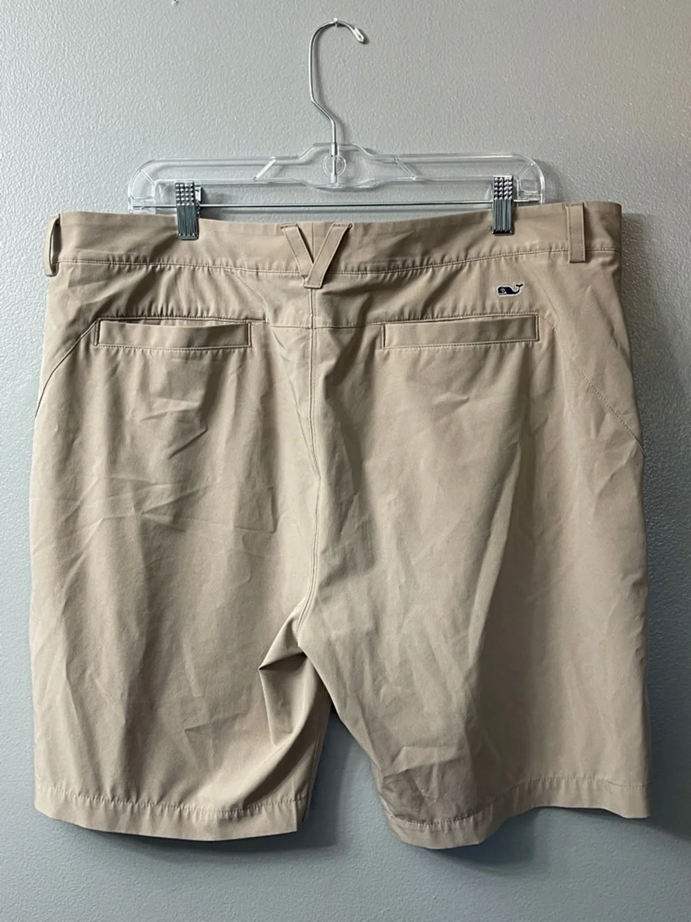 vineyard vines fairway shorts tan golf shorts Men's Tan Shorts 38 - Picture 4 of 6
